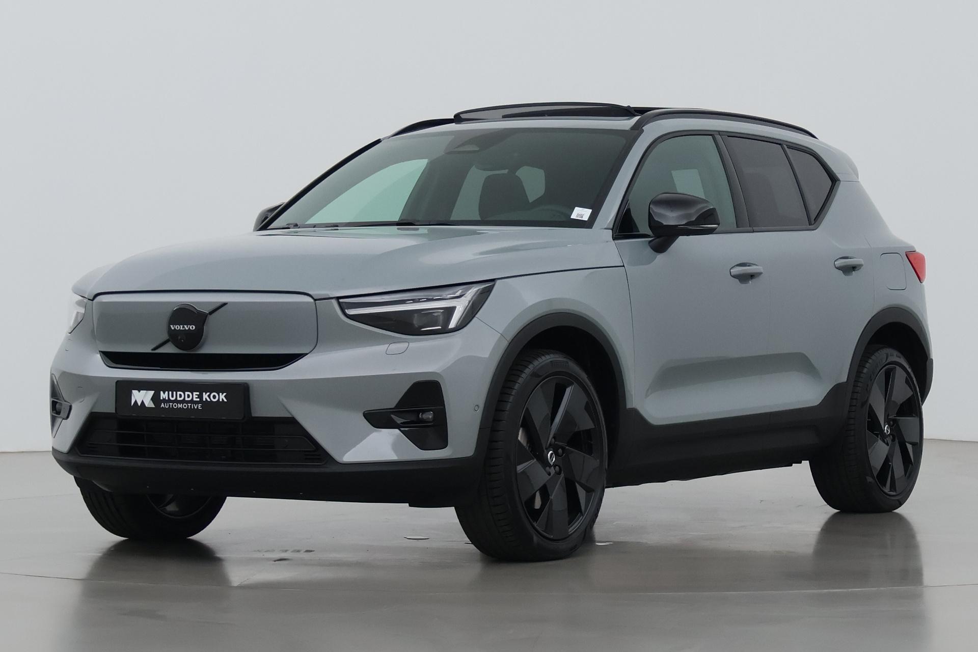Volvo EX40