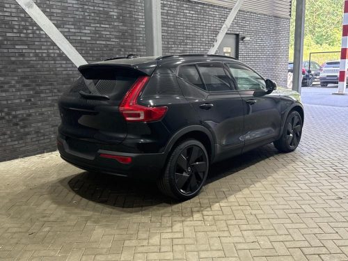 Volvo EX40