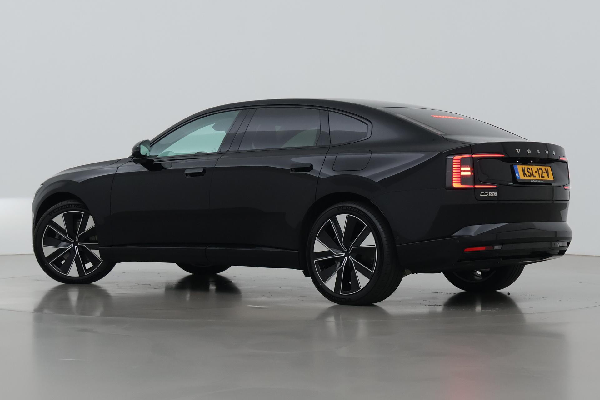 Volvo ES90