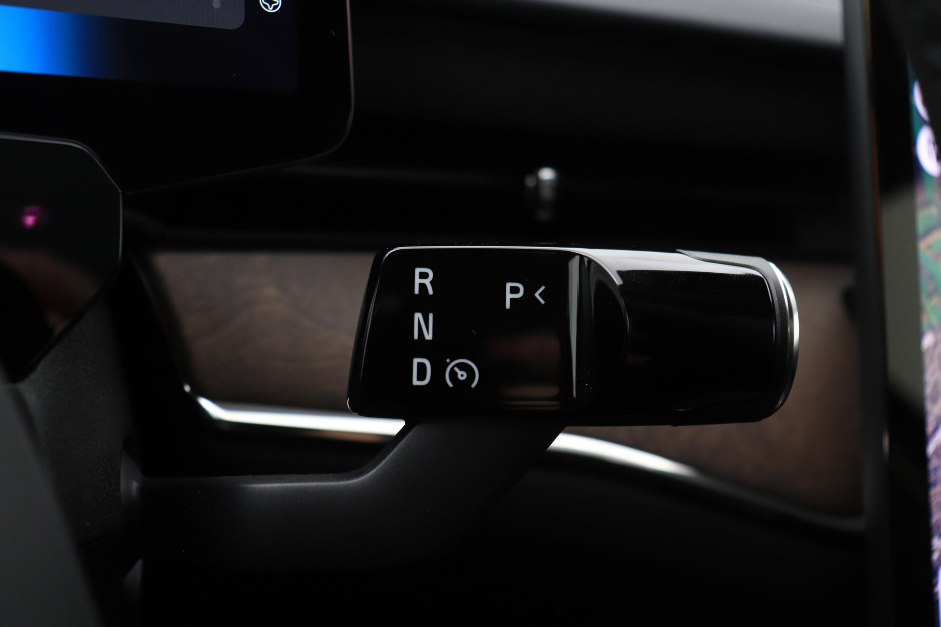 Volvo ES90