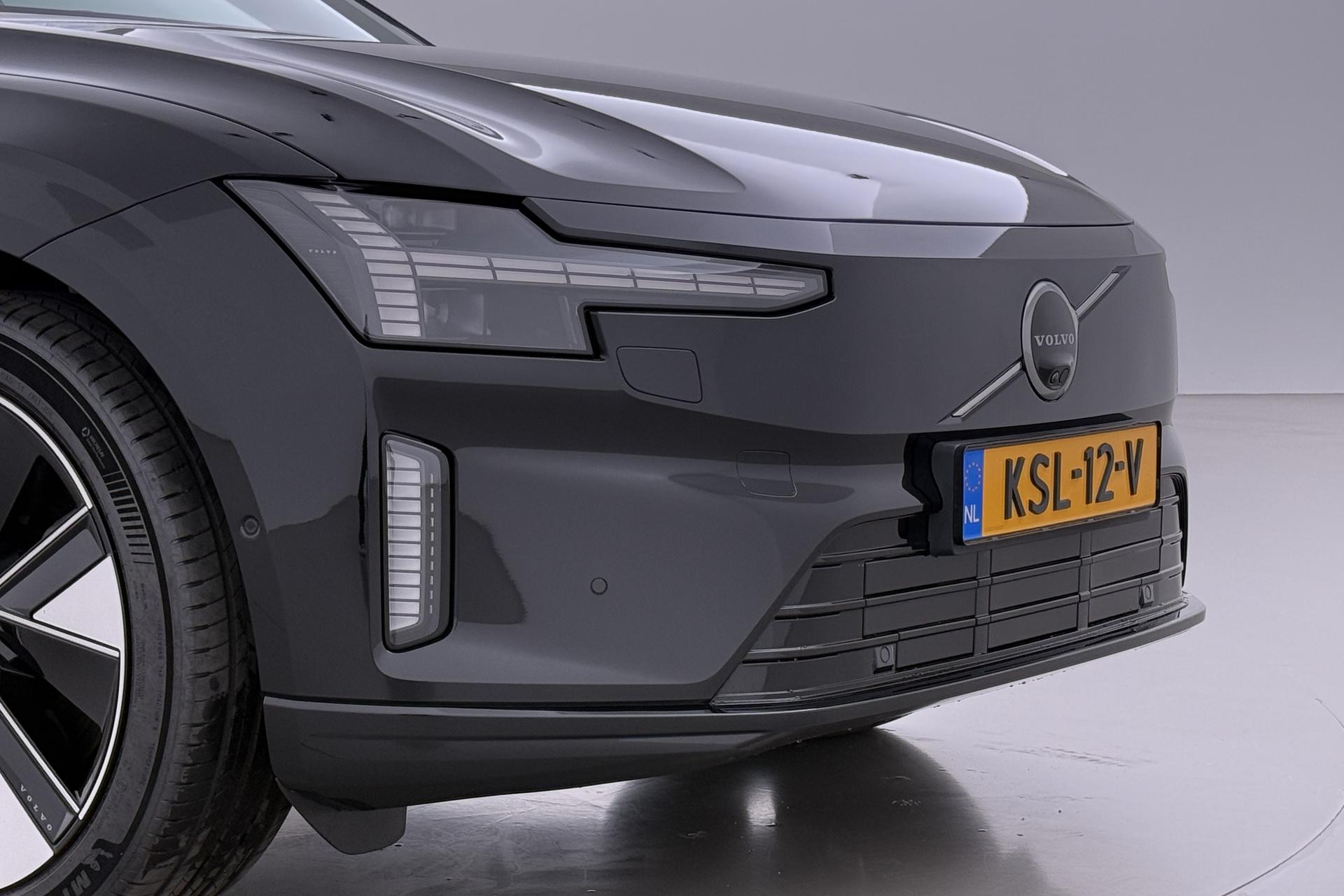 Volvo ES90