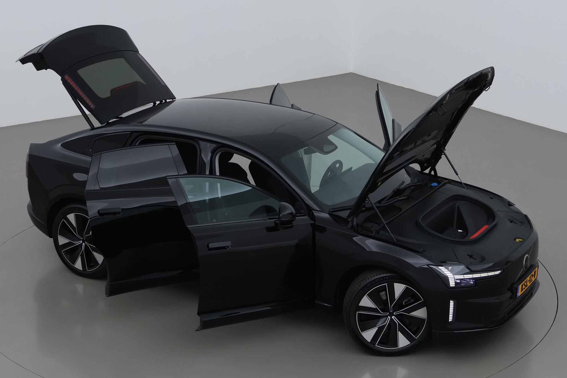 Volvo ES90