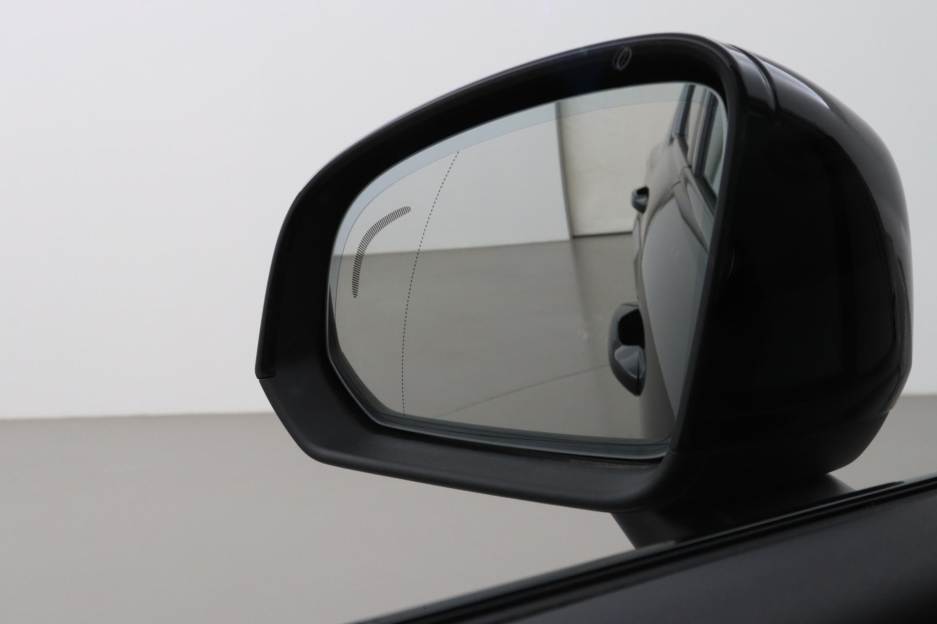 Volvo EX40