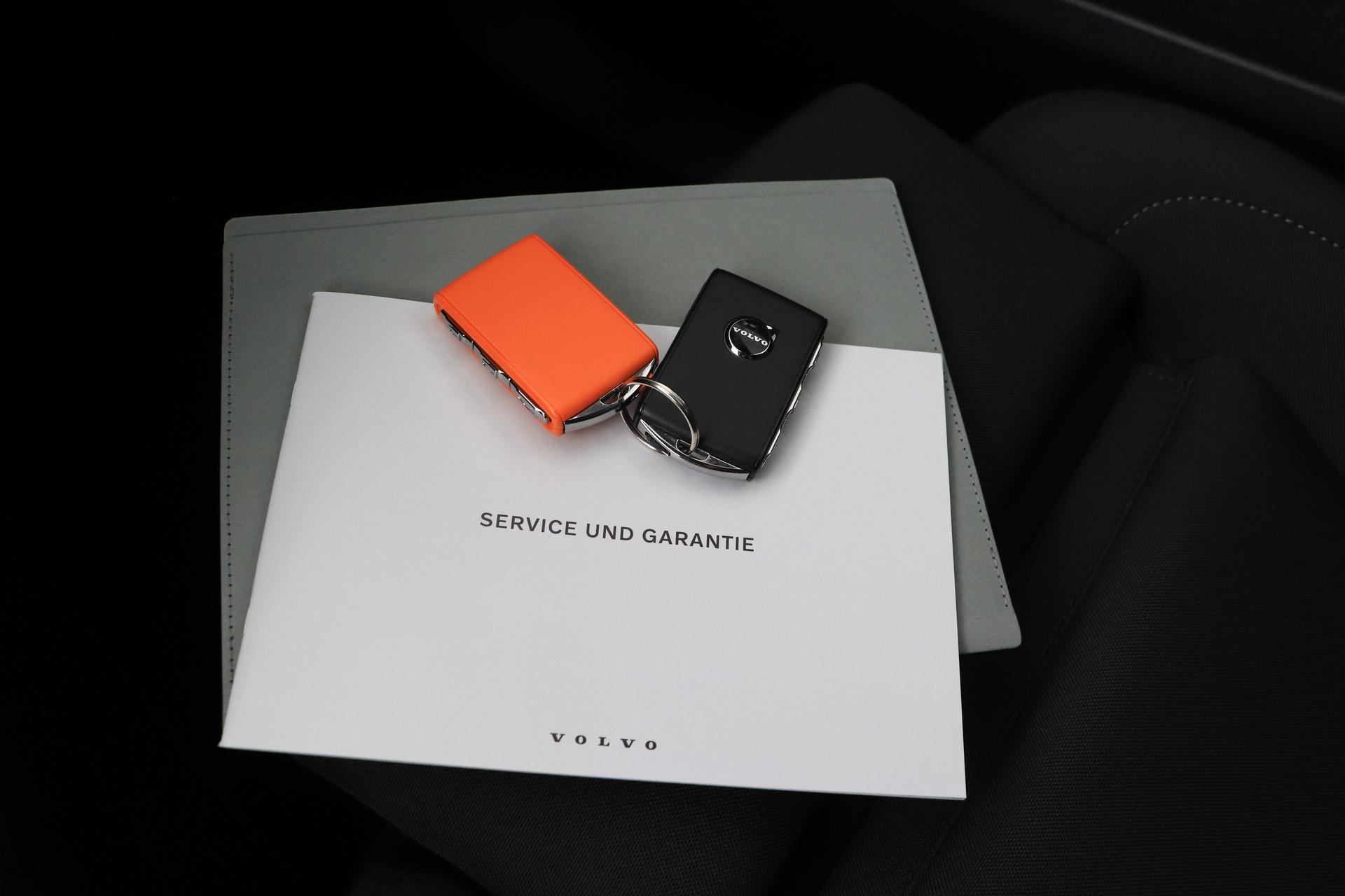 Volvo EX40