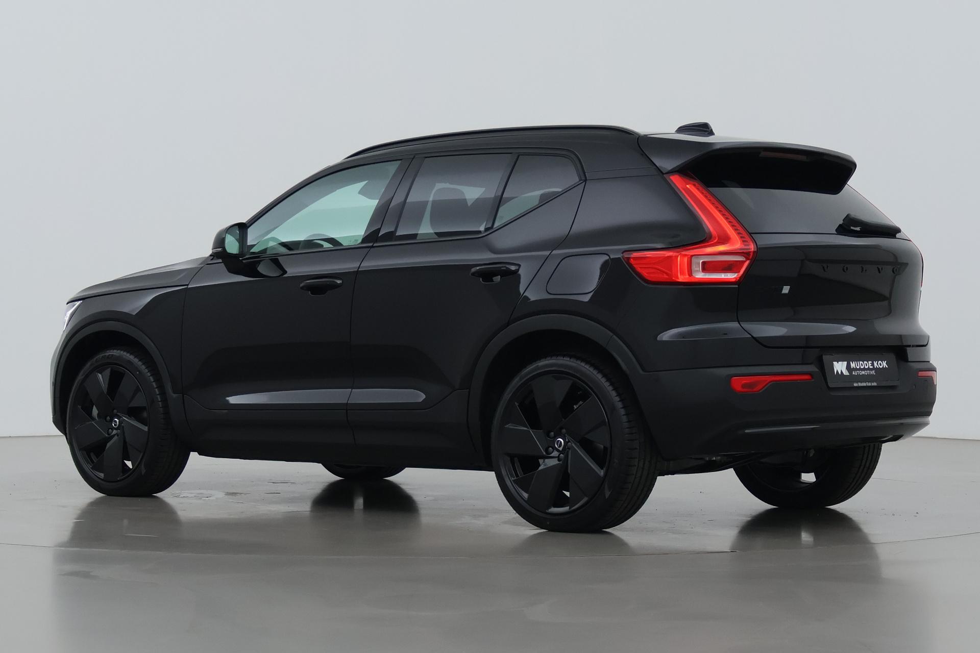 Volvo EX40