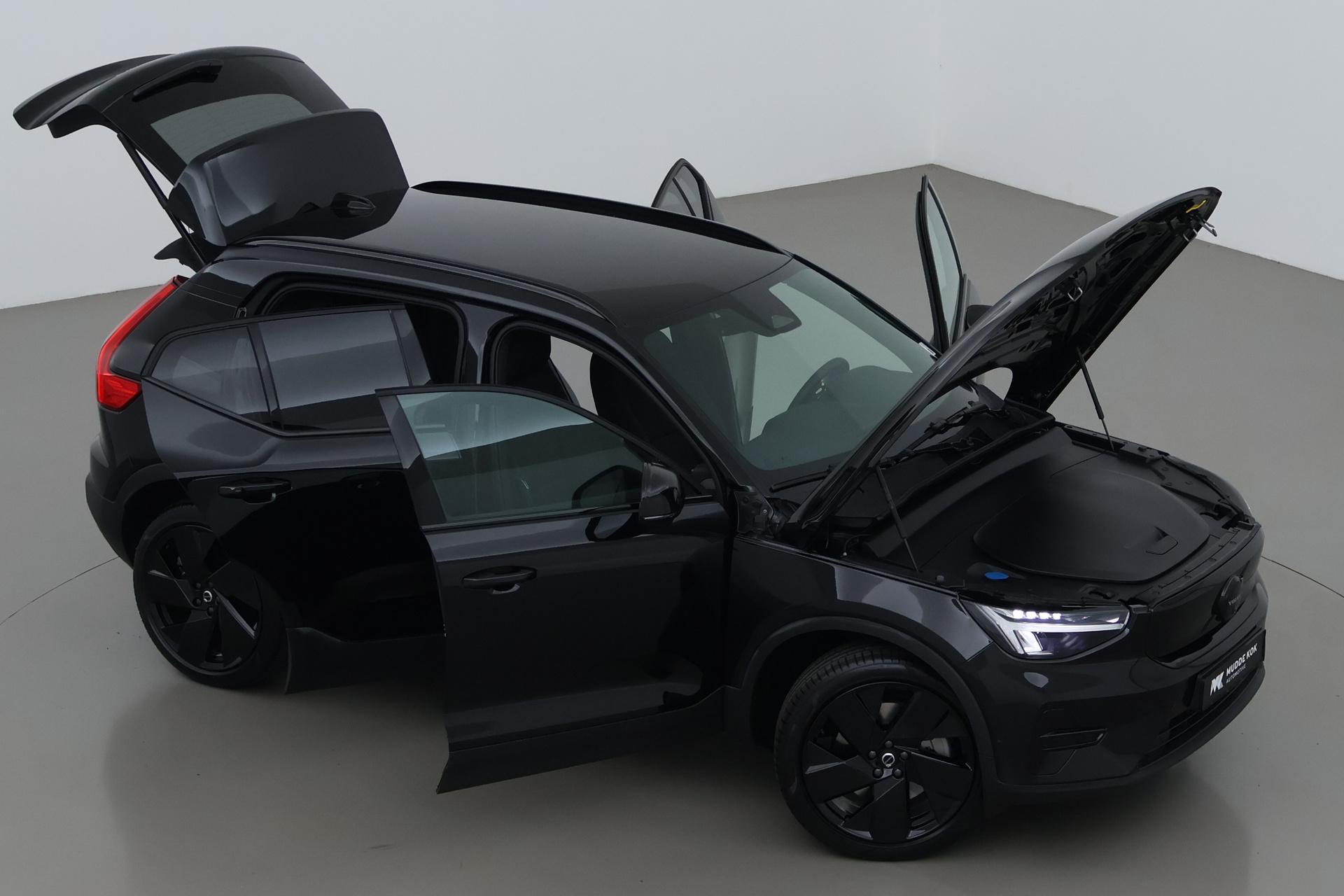 Volvo EX40