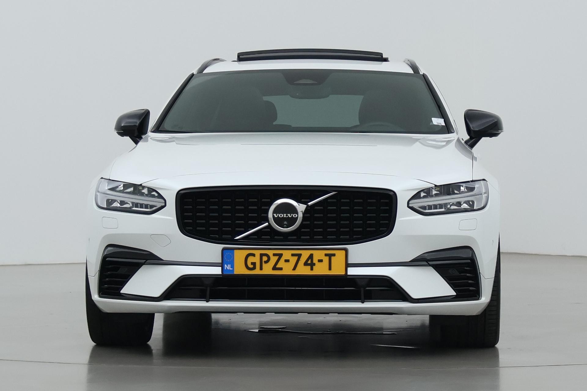 Volvo V90