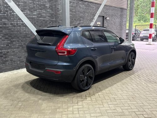 Volvo EX40