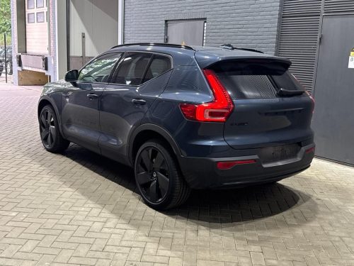 Volvo EX40