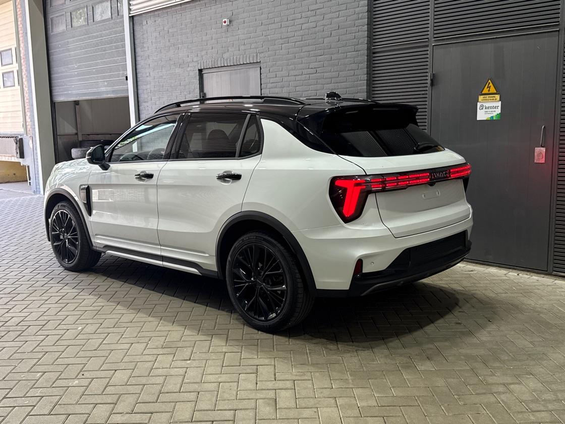 Lynk&co 01