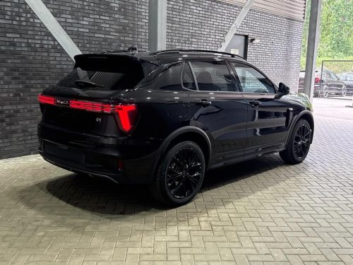 Lynk&co 01