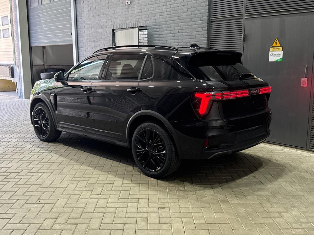 Lynk&co 01