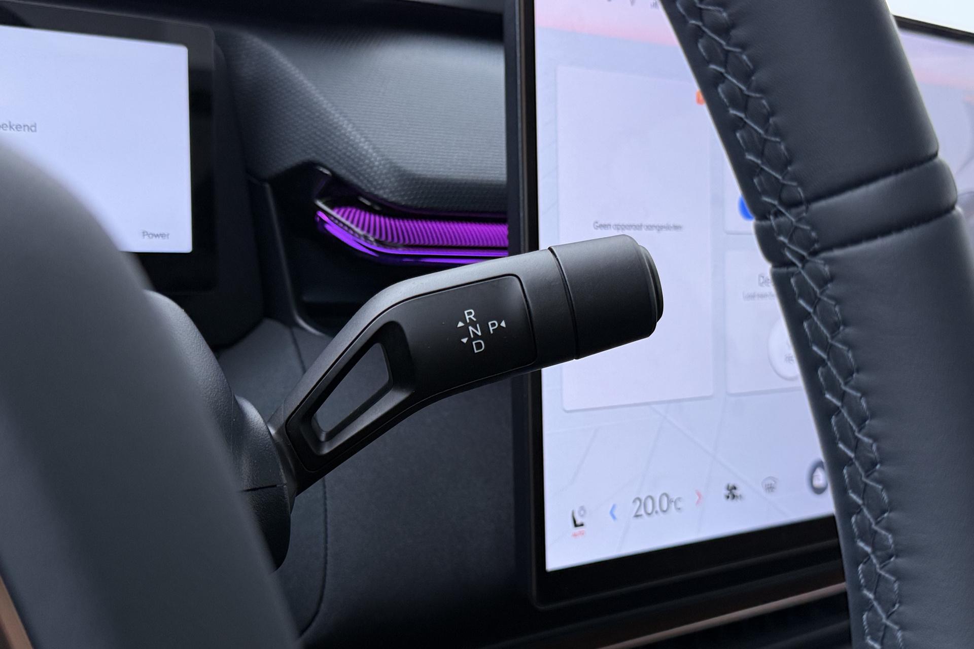 Lynk&co 08