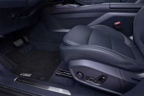 Lynk&co 08