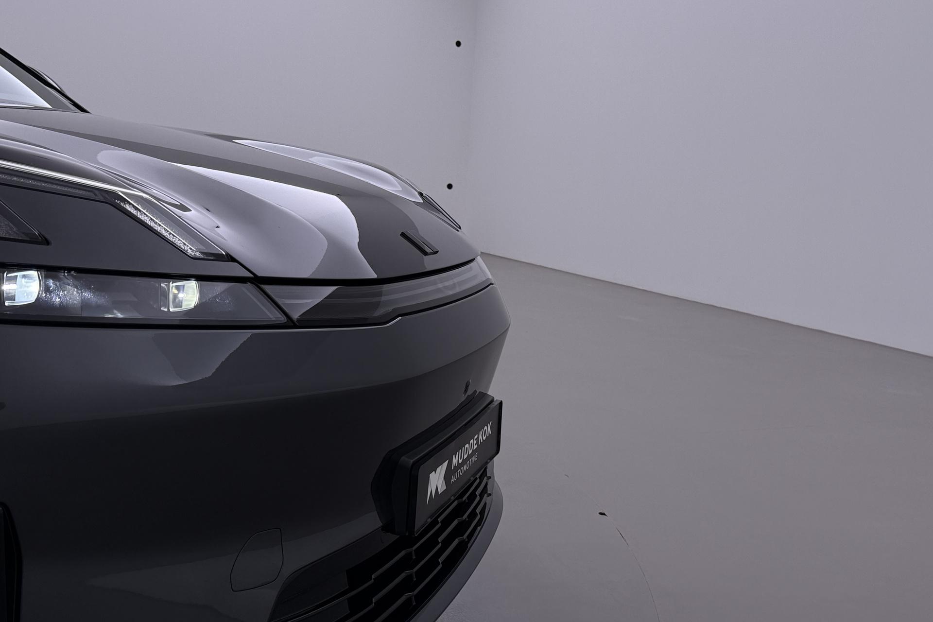 Lynk&co 08