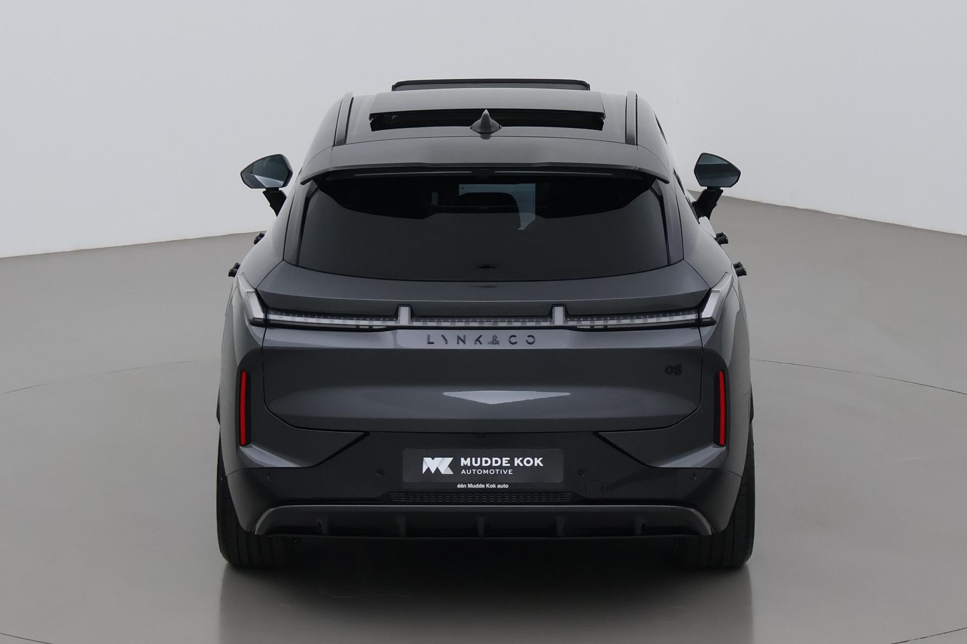 Lynk&co 08