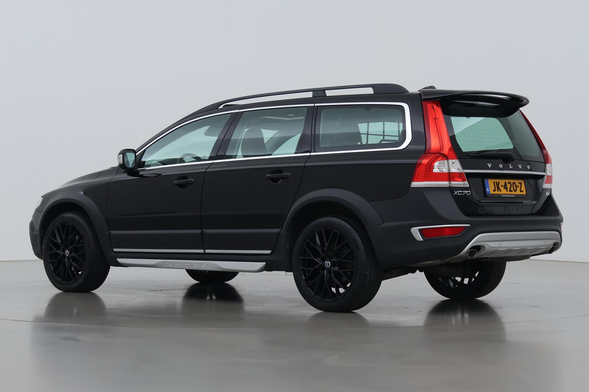 Volvo XC70