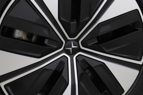 Polestar 4