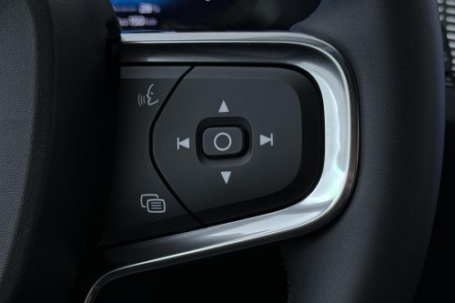 Volvo EX40