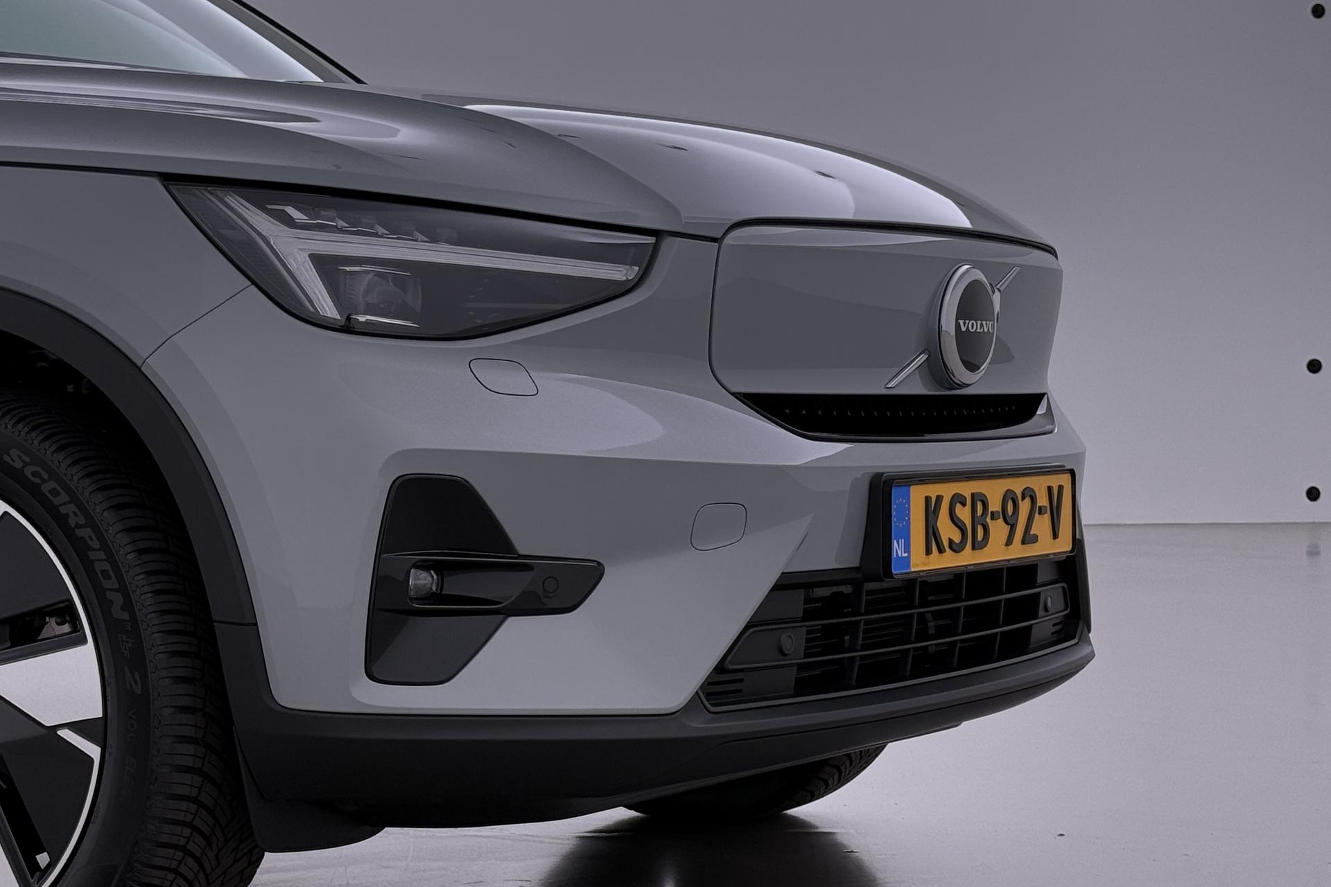 Volvo EX40