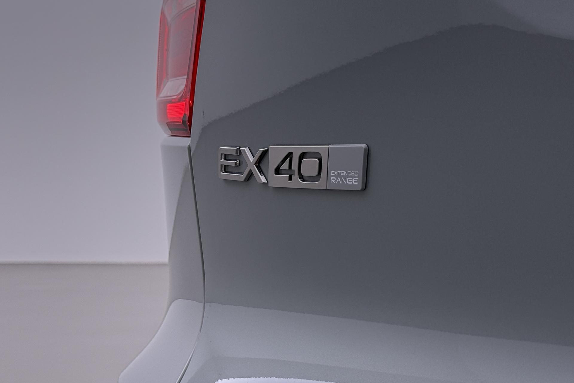 Volvo EX40
