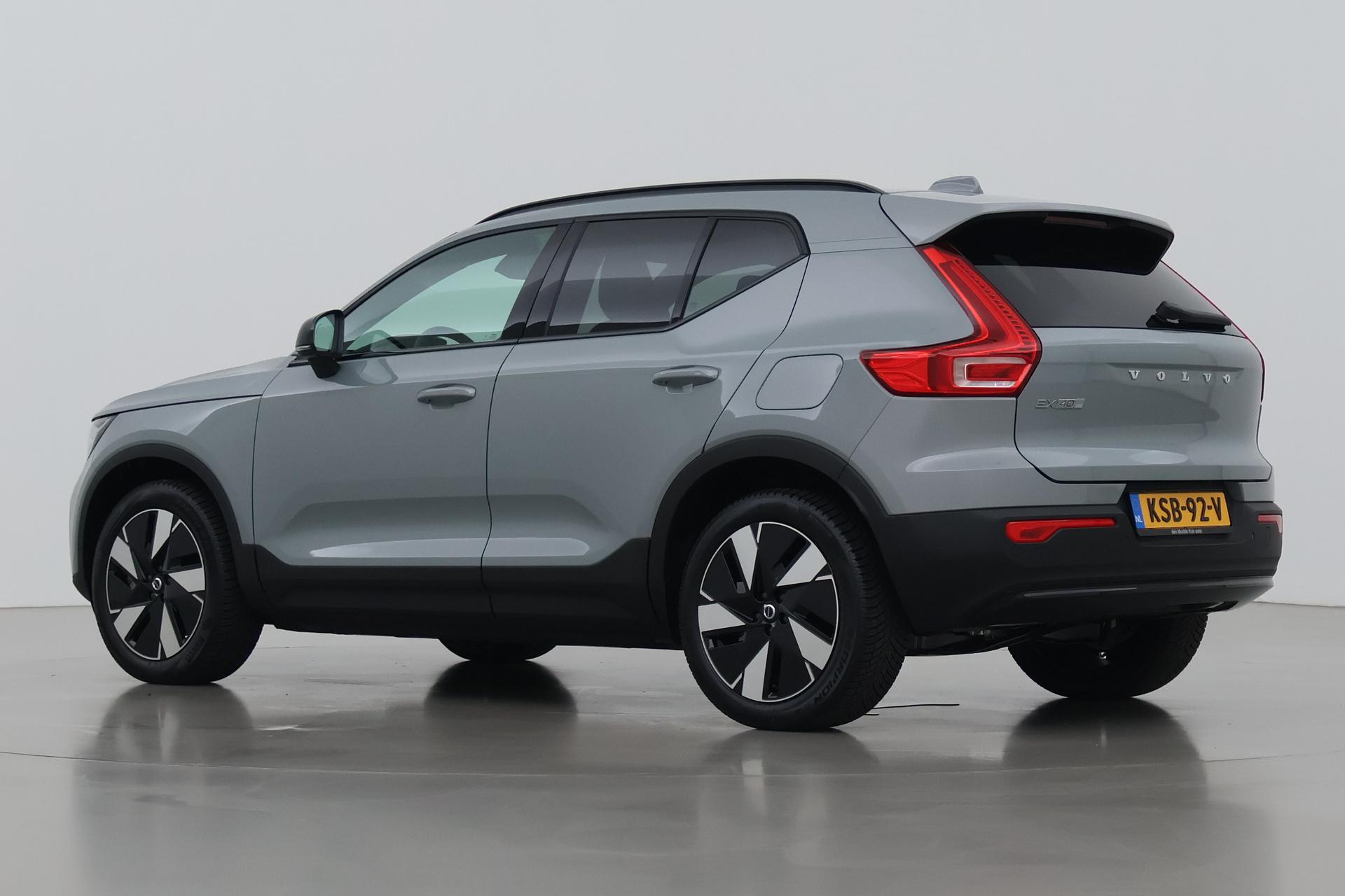 Volvo EX40