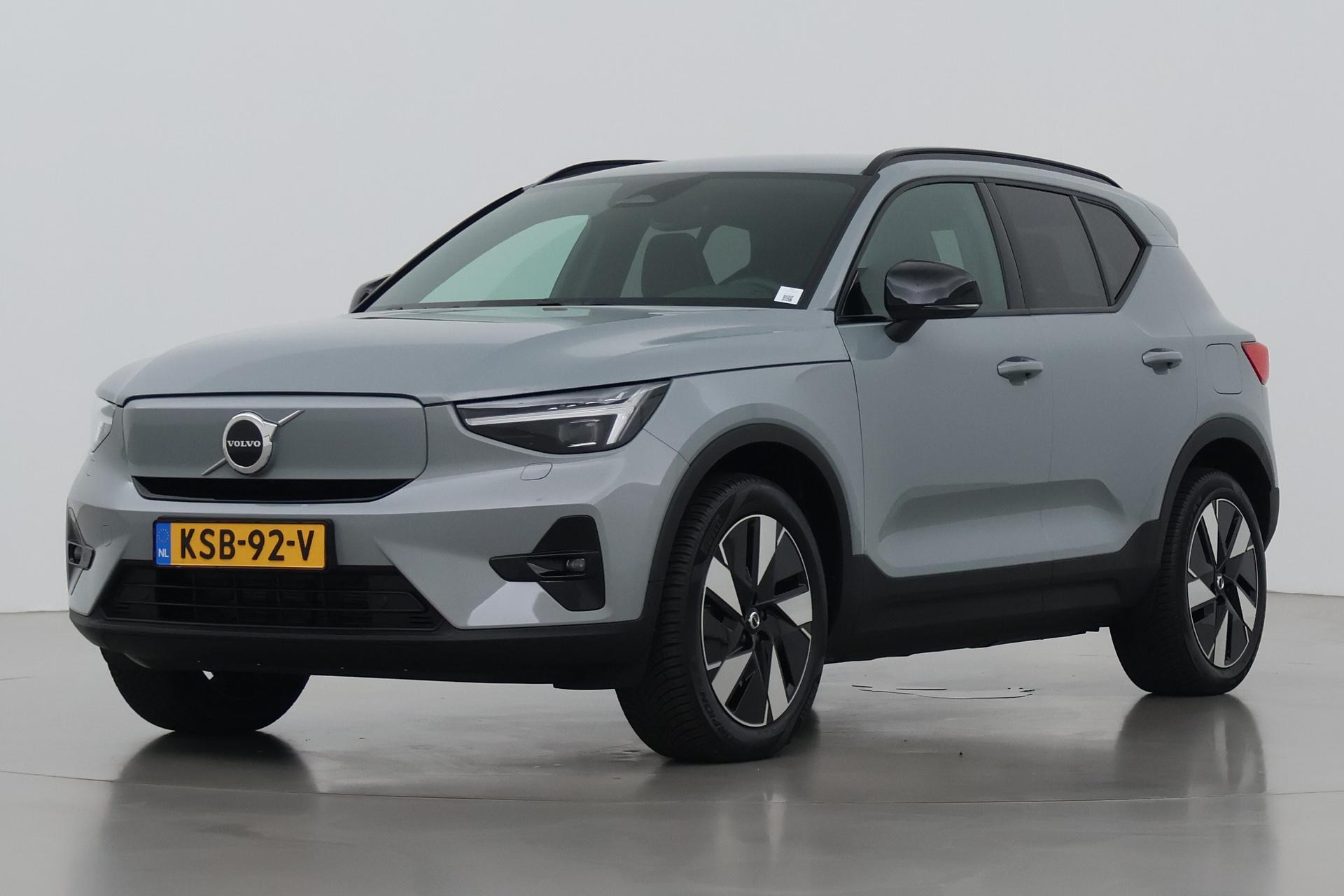 Volvo EX40