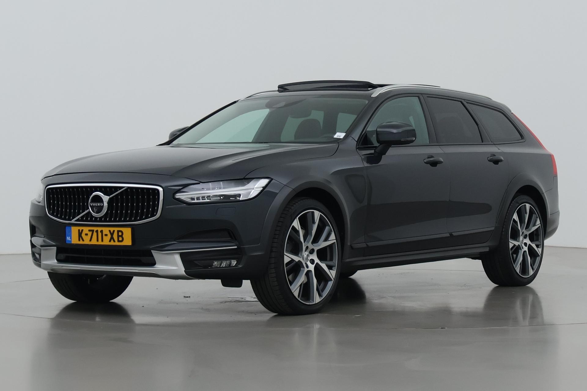 Volvo V90