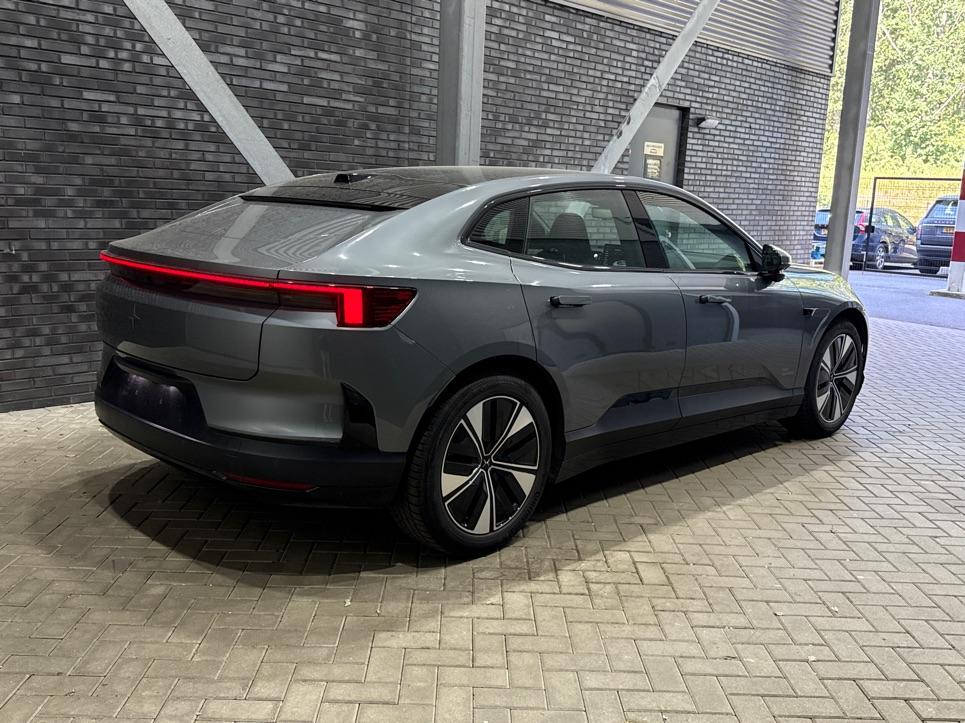 Polestar 4