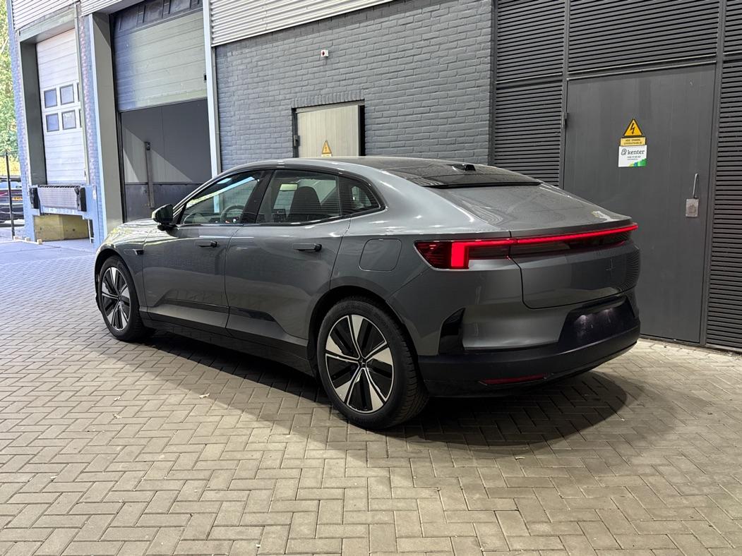 Polestar 4