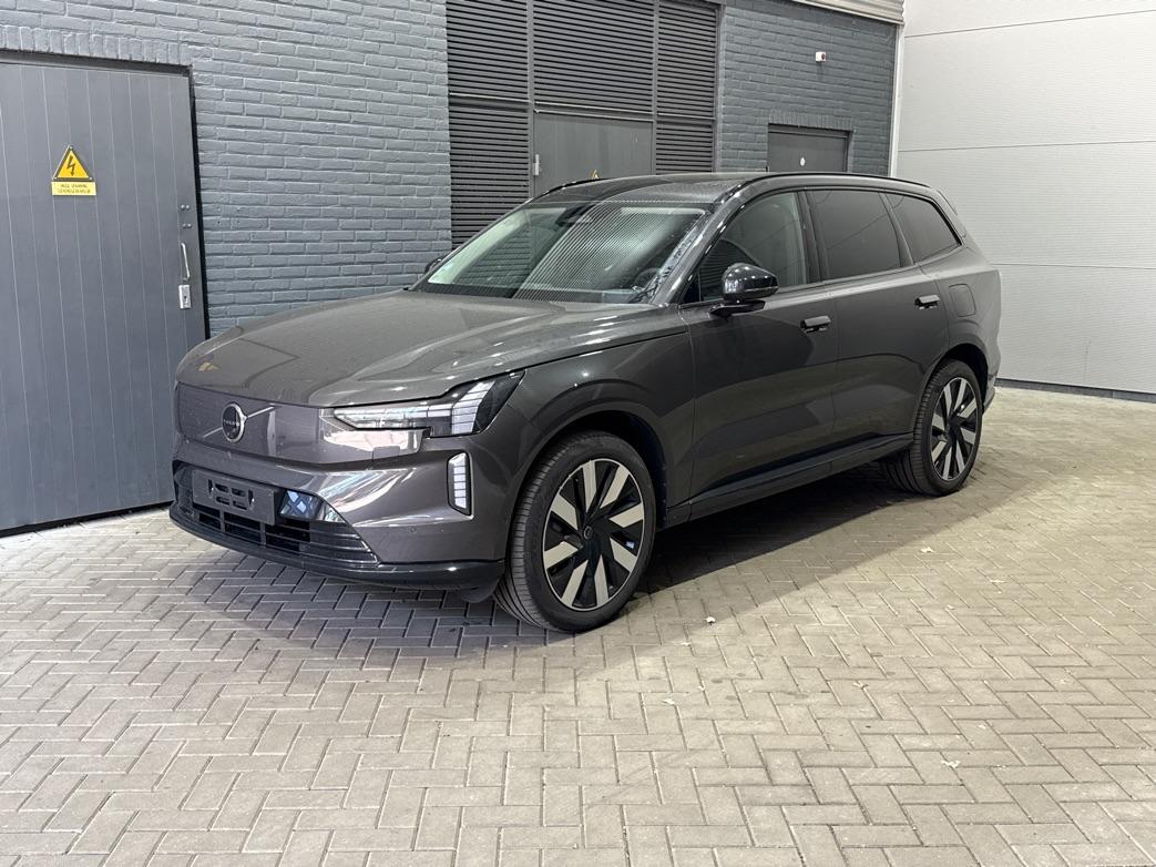 Volvo EX90