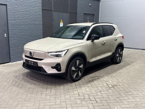 Volvo EX40