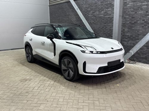 Lynk & Co 08