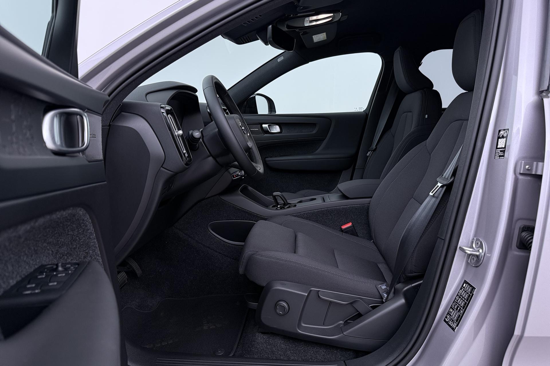 Volvo EX40