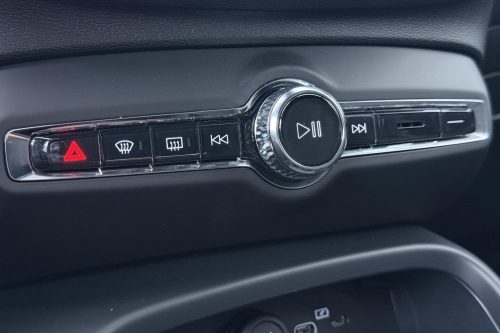 Volvo EX40