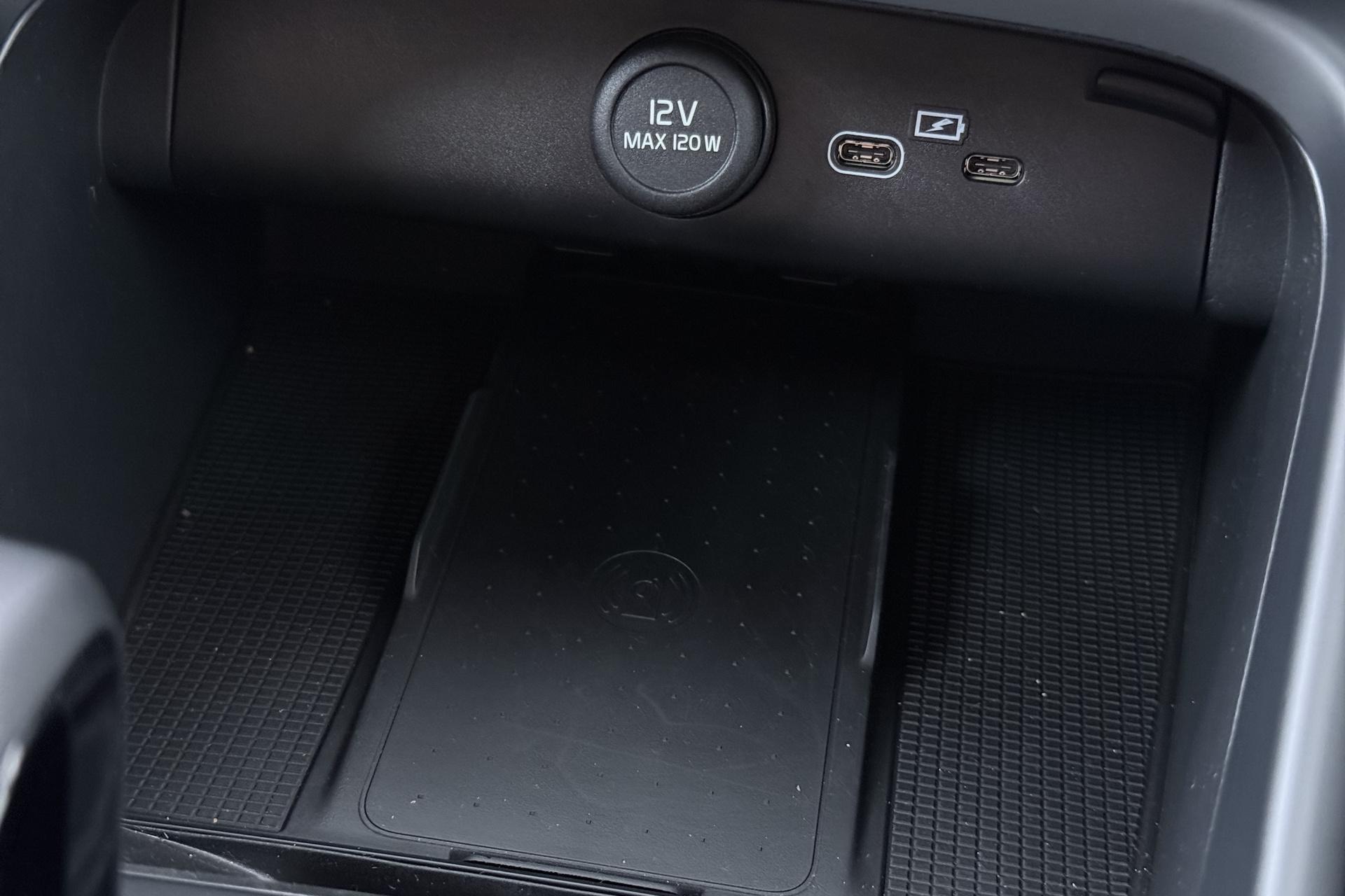 Volvo EX40