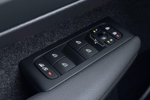 Volvo EX40