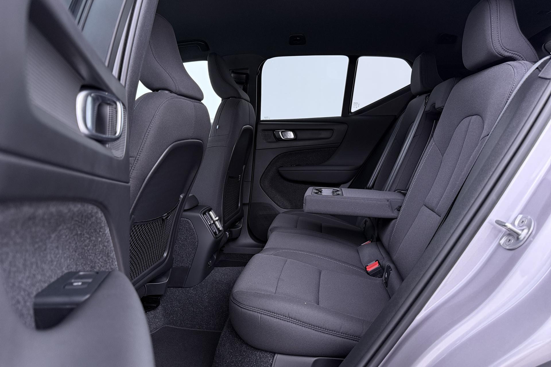 Volvo EX40