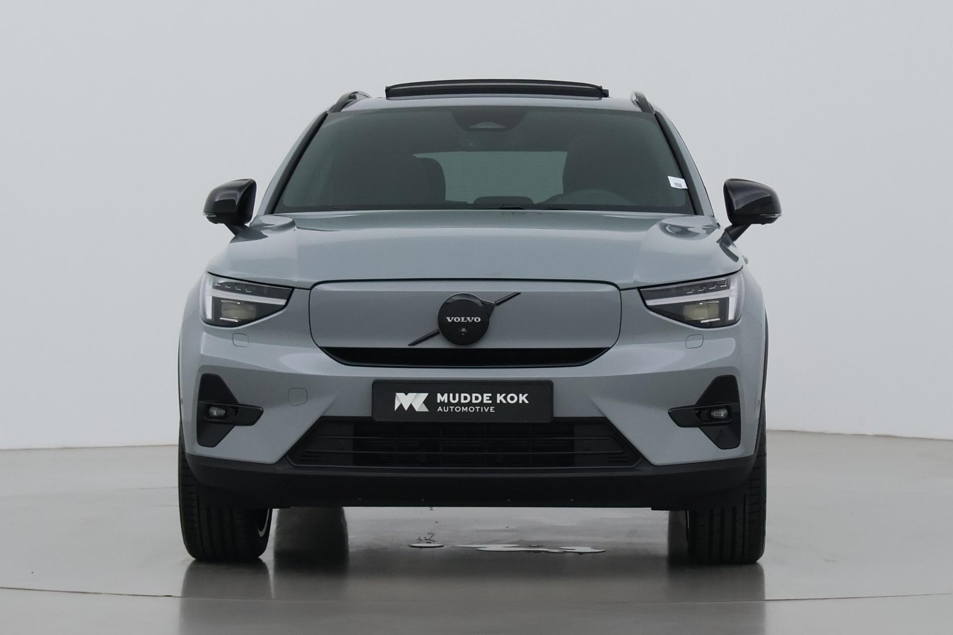 Volvo EX40