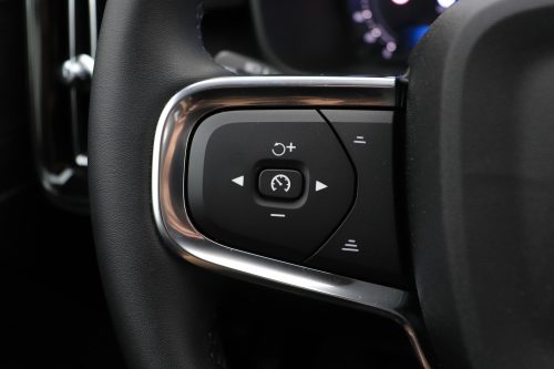 Volvo EX40