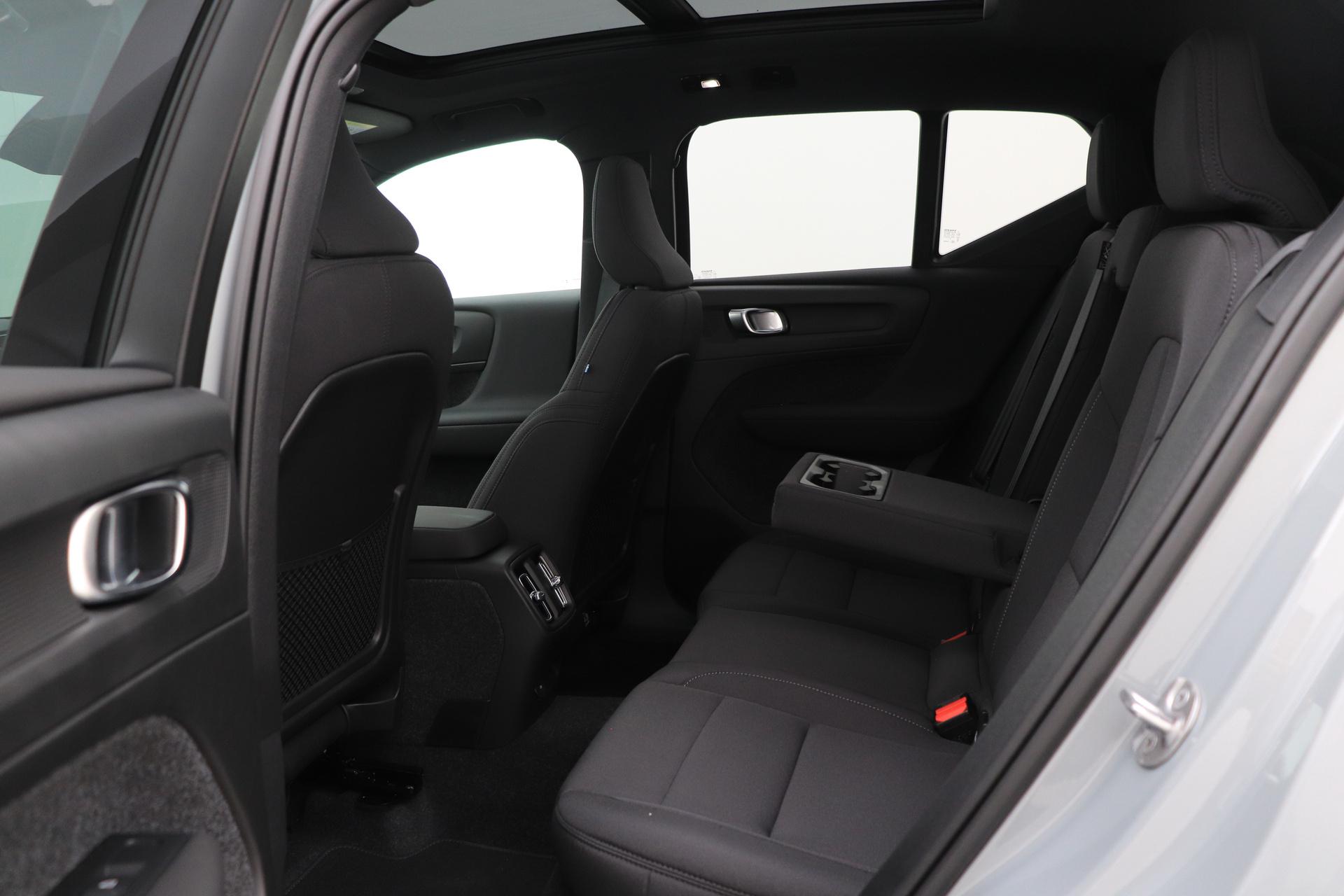 Volvo EX40