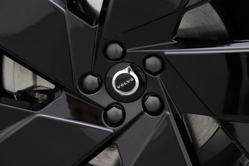 Volvo EX40