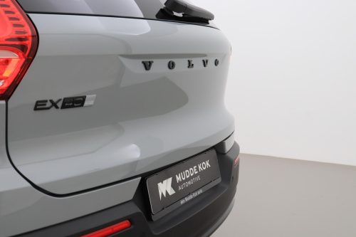Volvo EX40