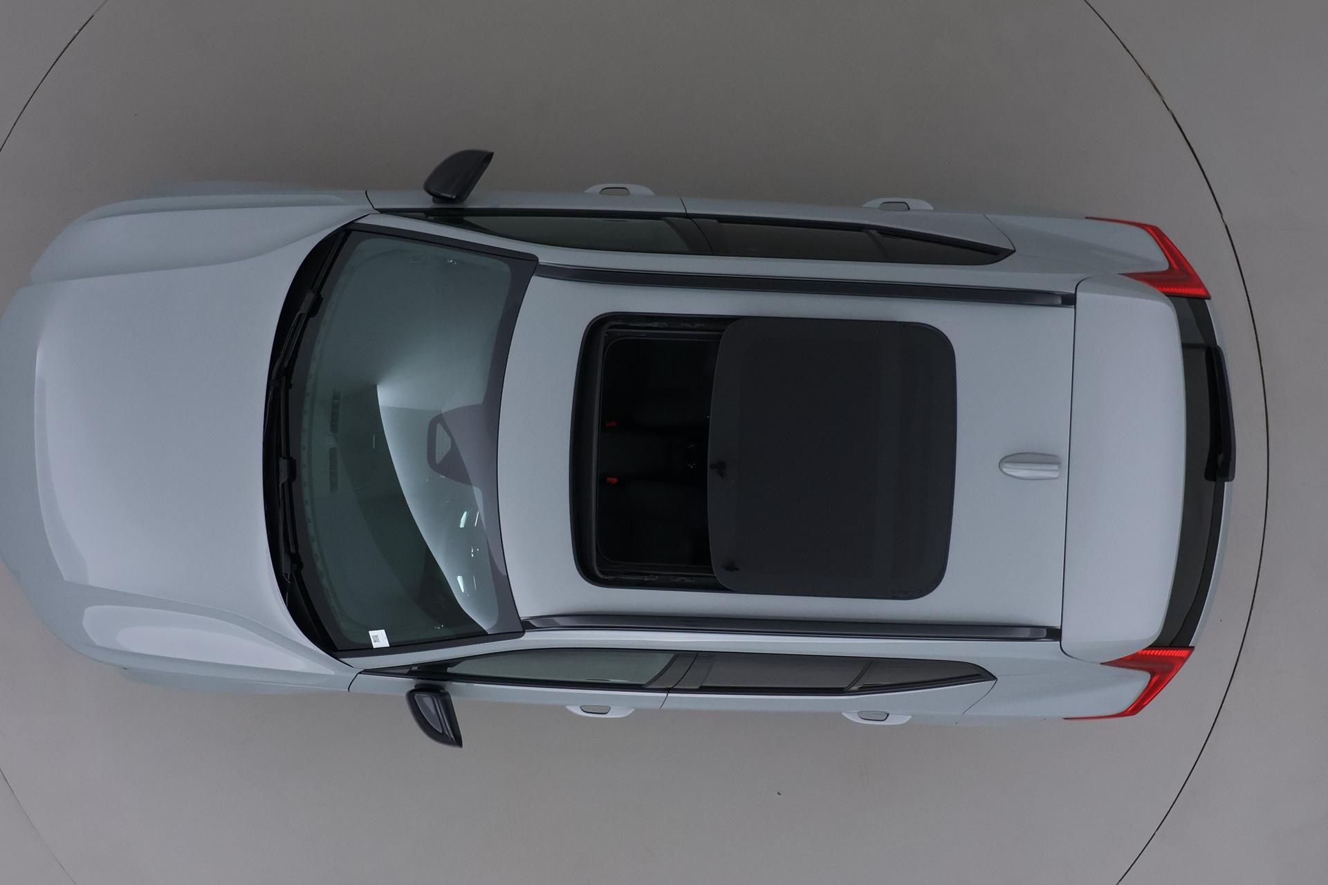 Volvo EX40