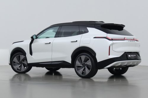 Lynk & Co 08