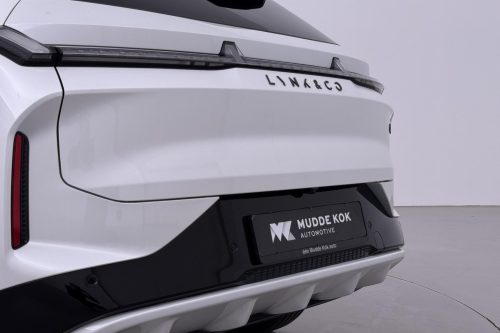 Lynk & Co 08