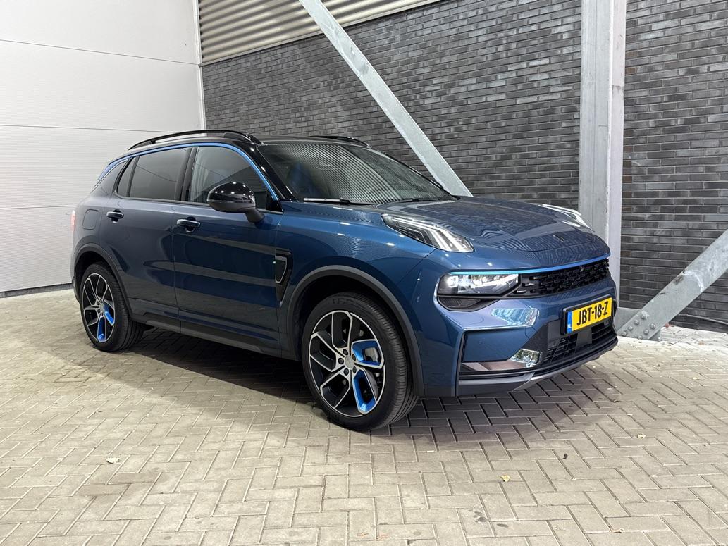 Lynk & Co 01