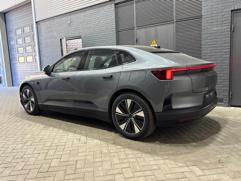 Polestar 4