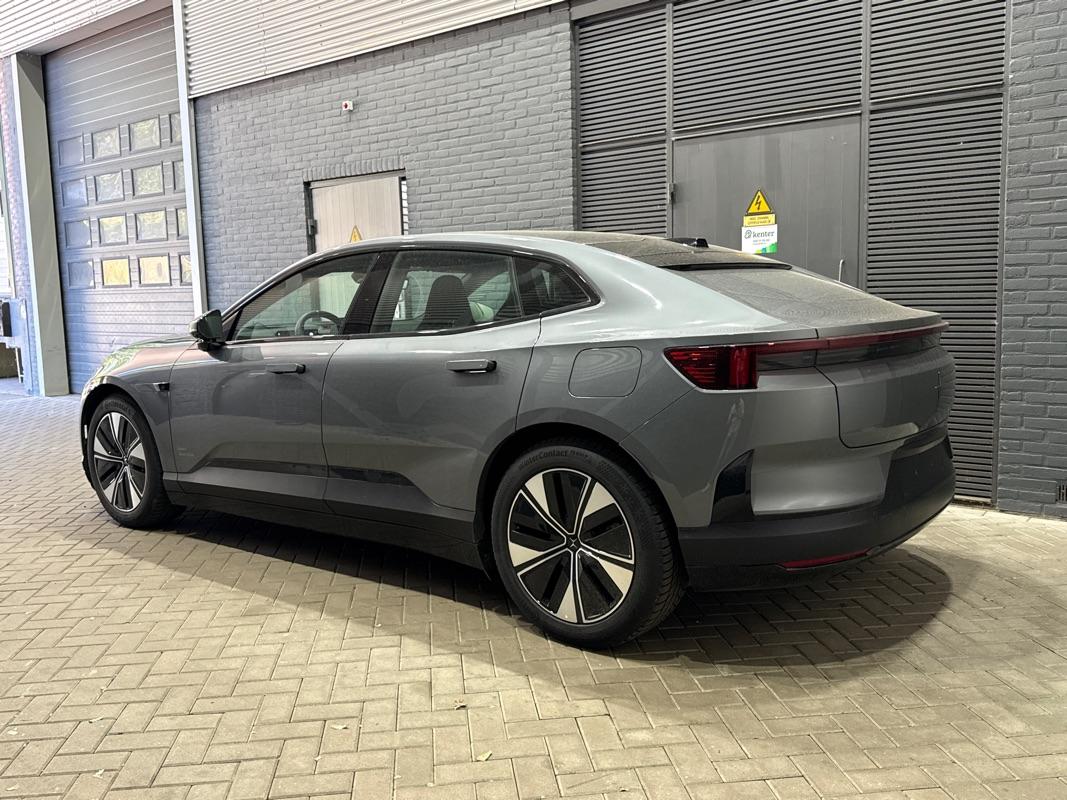 Polestar 4