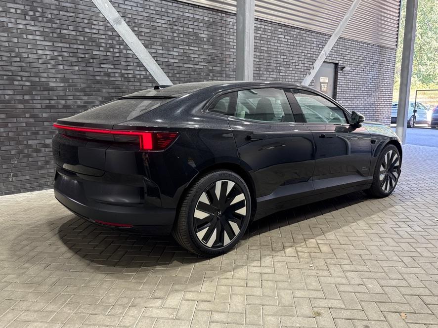 Polestar 4